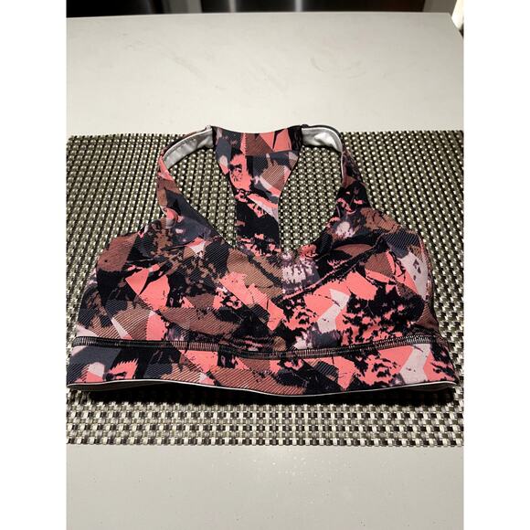 Lululemon Break Free Bra Size 2 EUC - Picture 2 of 5
